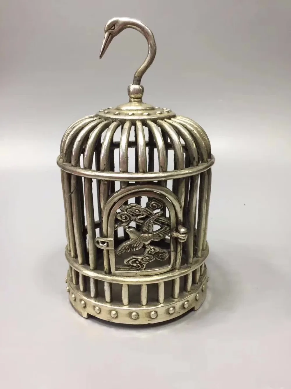 Art Collection tibet silver handmade Birdcage Model statue,Home/office desk decoration Metal Birdcage sculpture
Art Collection tibet silver handmade Birdcage Model statue,Home/office desk decoration Metal Birdcage sculpture