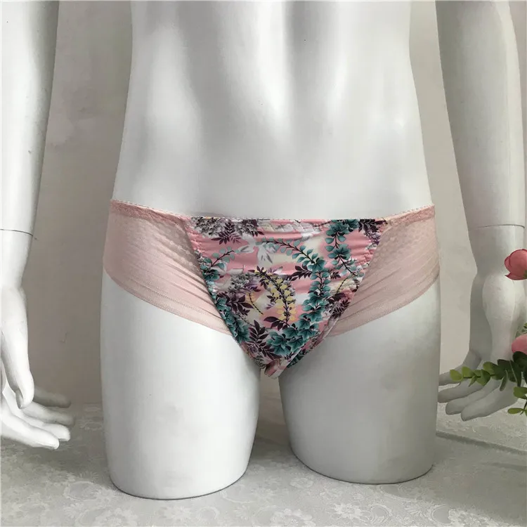 2018 hot Sexy men's printed stretch fabric simple lace side daily comfortable briefs mens underwear gay
2018 hot Sexy men's printed stretch fabric simple lace side daily comfortable briefs mens underwear gay
