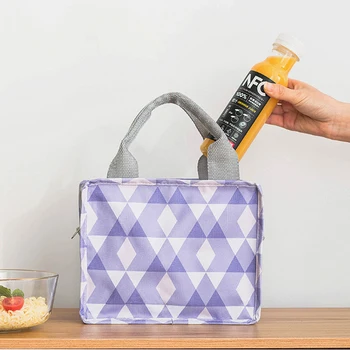 Fashion Portable Tote Cooler Lunch Bag Fresh Insulated Women Lunch Bag Thermal Insulated Female Kids Food Picnic Lunch Bag
Fashion Portable Tote Cooler Lunch Bag Fresh Insulated Women Lunch Bag Thermal Insulated Female Kids Food Picnic Lunch Bag