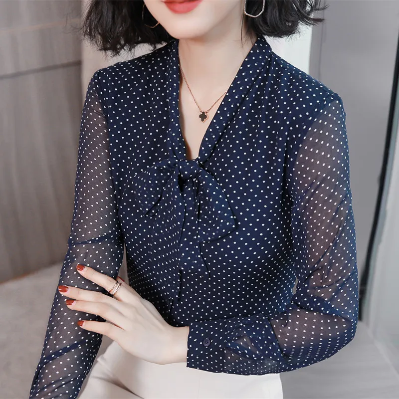 Spring Garment 2019 New Women Point Chiffon Shirt & Blouses Feminine Long Sleeve Loose Slim Bow Tie V-Neck Tops & Blouses
Spring Garment 2019 New Women Point Chiffon Shirt & Blouses Feminine Long Sleeve Loose Slim Bow Tie V-Neck Tops & Blouses