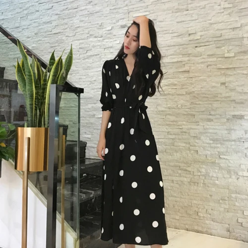 women dresses summer 2019 high quality cotton fashion Casual Half Sleeve Dot V-neck midi chiffon dress vestido midi
women dresses summer 2019 high quality cotton fashion Casual Half Sleeve Dot V-neck midi chiffon dress vestido midi