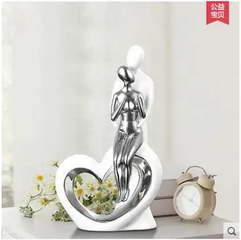 ceramic heart lovers statue home decoration accessories crafts room decoration parlor ornaments porcelain figurines wedding gift
ceramic heart lovers statue home decoration accessories crafts room decoration parlor ornaments porcelain figurines wedding gift