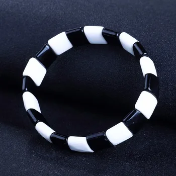 Wholesale custom Gemstone Made Jewelry Hand Catenary bracelet for fashion Women,Obsidian and White Jade 15x11mm 25.8g
Wholesale custom Gemstone Made Jewelry Hand Catenary bracelet for fashion Women,Obsidian and White Jade 15x11mm 25.8g