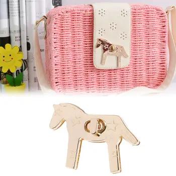 Horse Shape Metal Clasp Turn Lock Twist Locks for DIY Handbag Bag Purse Hardware Bag Accessories
Horse Shape Metal Clasp Turn Lock Twist Locks for DIY Handbag Bag Purse Hardware Bag Accessories