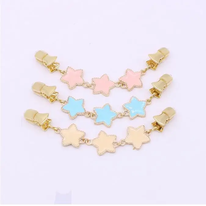 Korean fashion ladies lucky star double-sided clothing chain three-color wild series card holder sweater clip
Korean fashion ladies lucky star double-sided clothing chain three-color wild series card holder sweater clip