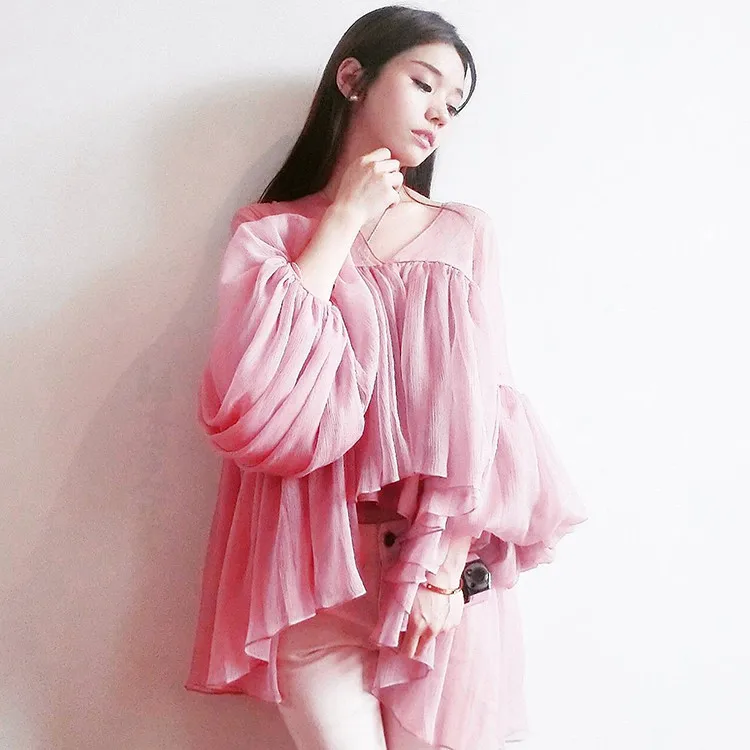 2018 New Fashion Women's Spring Summer V Collar Lantern Sleeve Chiffon Blouse Shirt Female Loose Blouse Tops
2018 New Fashion Women's Spring Summer V Collar Lantern Sleeve Chiffon Blouse Shirt Female Loose Blouse Tops