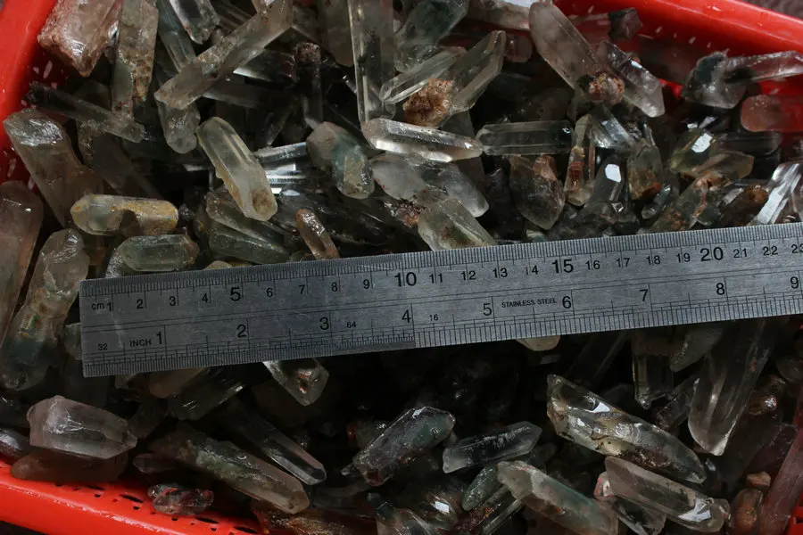 1kg 2.2LB Raw Natural Phantom Ghost Quartz Crystal Points Original Brazil,Rough Stones, Wholesales , Free Shipping !!
1kg 2.2LB Raw Natural Phantom Ghost Quartz Crystal Points Original Brazil,Rough Stones, Wholesales , Free Shipping !!