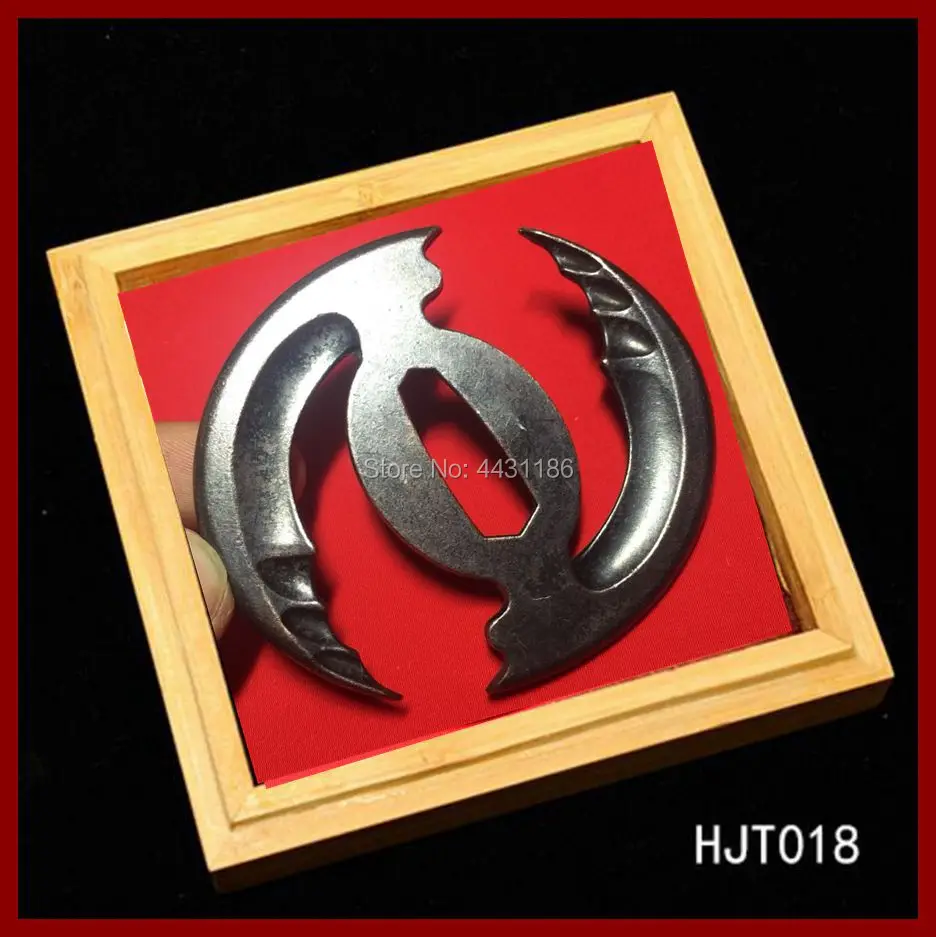 Nice Butterfly Design Metal Crafts Sword Accessory Tsuba Alloy Fittings for Japanese Samurai Sword Katana
Nice Butterfly Design Metal Crafts Sword Accessory Tsuba Alloy Fittings for Japanese Samurai Sword Katana