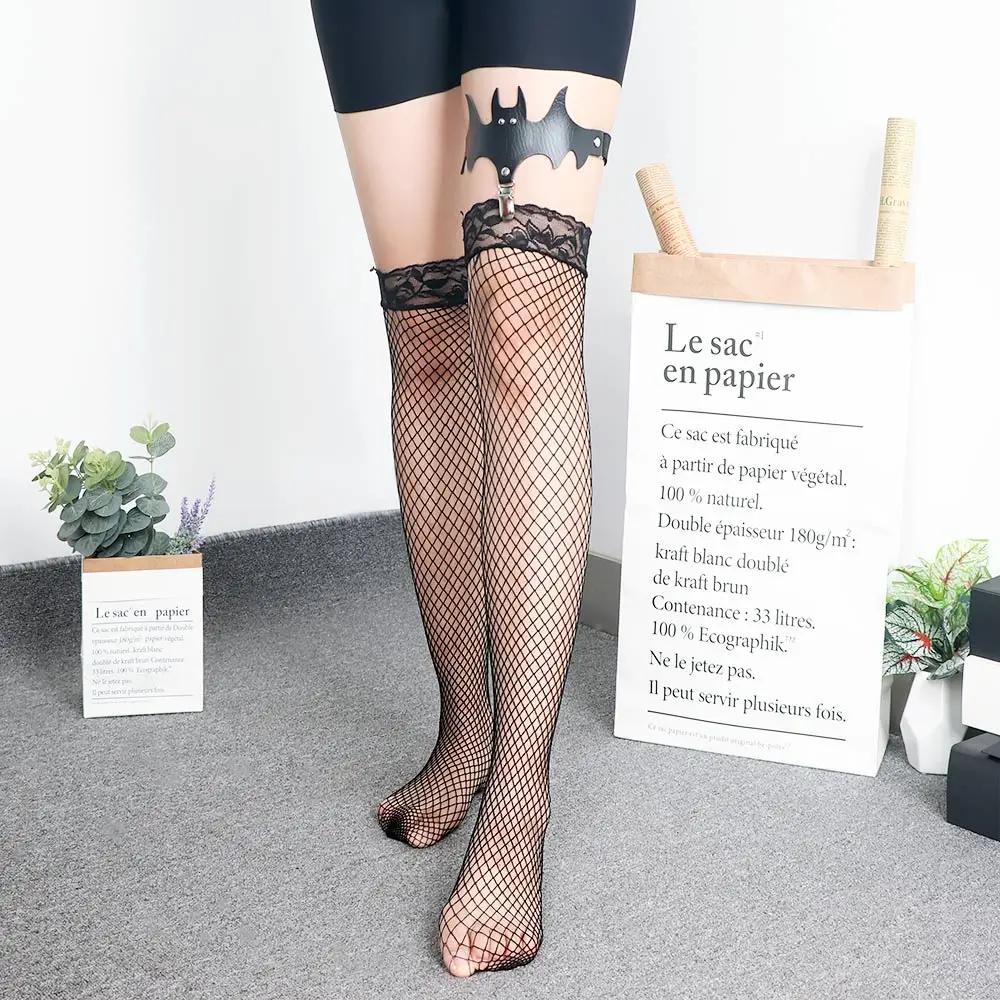 High Quality 1pcs Creative Christmas Halloween Leglet Bat Wings Garter Socks Leg Ring Leather Decoration Garter
High Quality 1pcs Creative Christmas Halloween Leglet Bat Wings Garter Socks Leg Ring Leather Decoration Garter