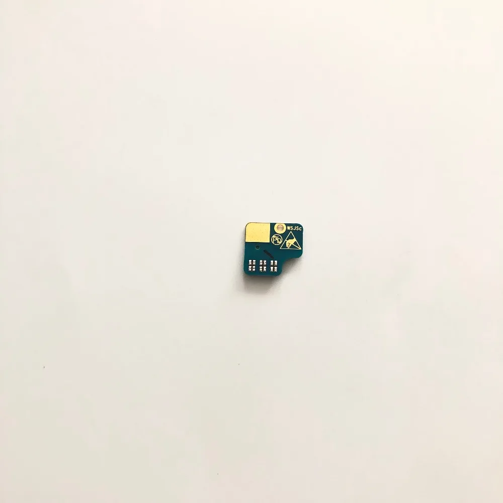 New High Quality HOMTOM HT37 GSM/ WCDMA Signal Small Board For HOMTOM HT37 MTK6580 5.0 Inch 1280x720 Smartphone
New High Quality HOMTOM HT37 GSM/ WCDMA Signal Small Board For HOMTOM HT37 MTK6580 5.0 Inch 1280x720 Smartphone
