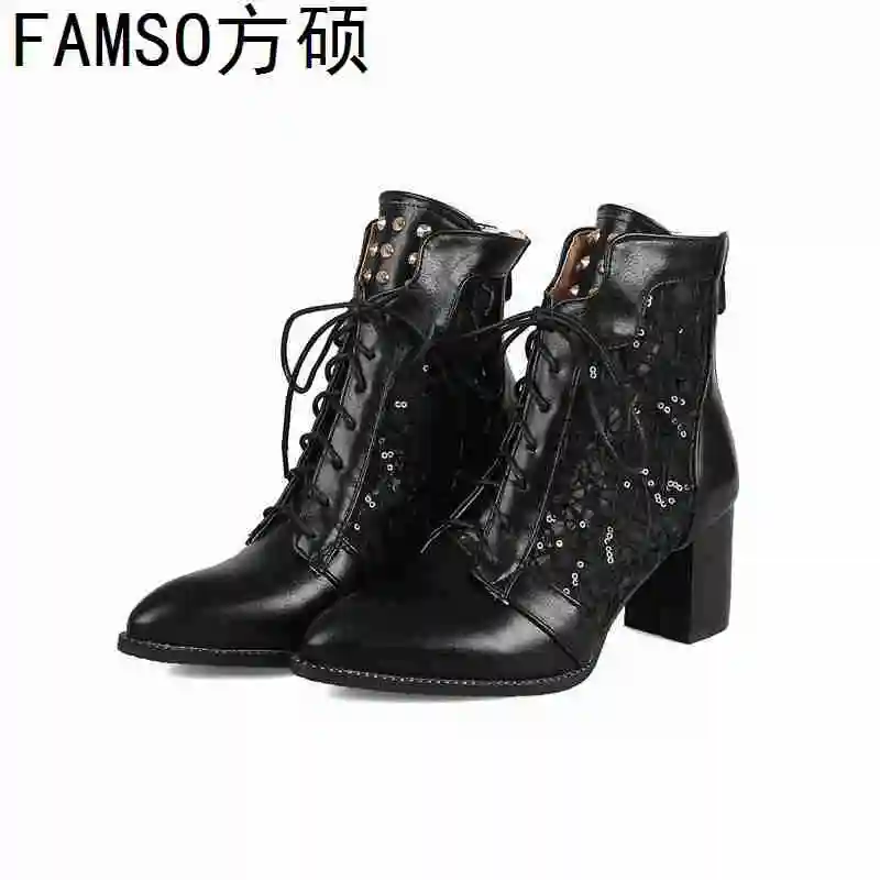 FAMSO 2019 New Fashion Women Boots Black Size 34-43 Lace-up Pointed Toe thick Heels Spring Autumn Riding Boots Sexy Martin Boots
FAMSO 2019 New Fashion Women Boots Black Size 34-43 Lace-up Pointed Toe thick Heels Spring Autumn Riding Boots Sexy Martin Boots