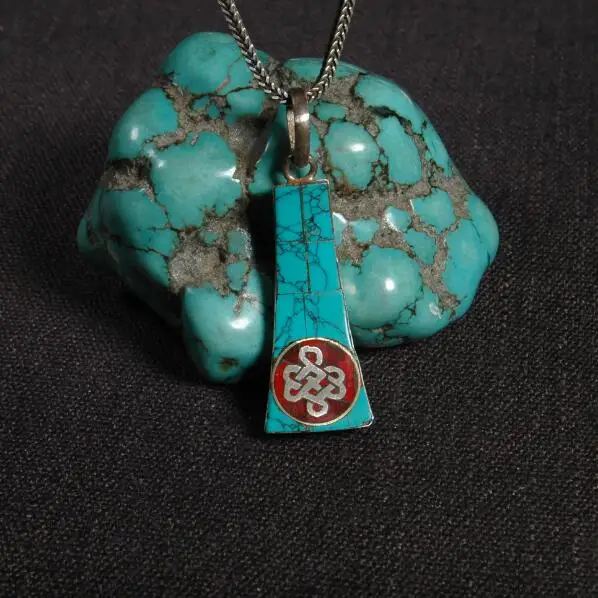 Handmade 925 Silver Nepalese Endless Knot Pendant Necklace Tibetan OM Pendant Necklace Silver Good Luck Amulet
Handmade 925 Silver Nepalese Endless Knot Pendant Necklace Tibetan OM Pendant Necklace Silver Good Luck Amulet