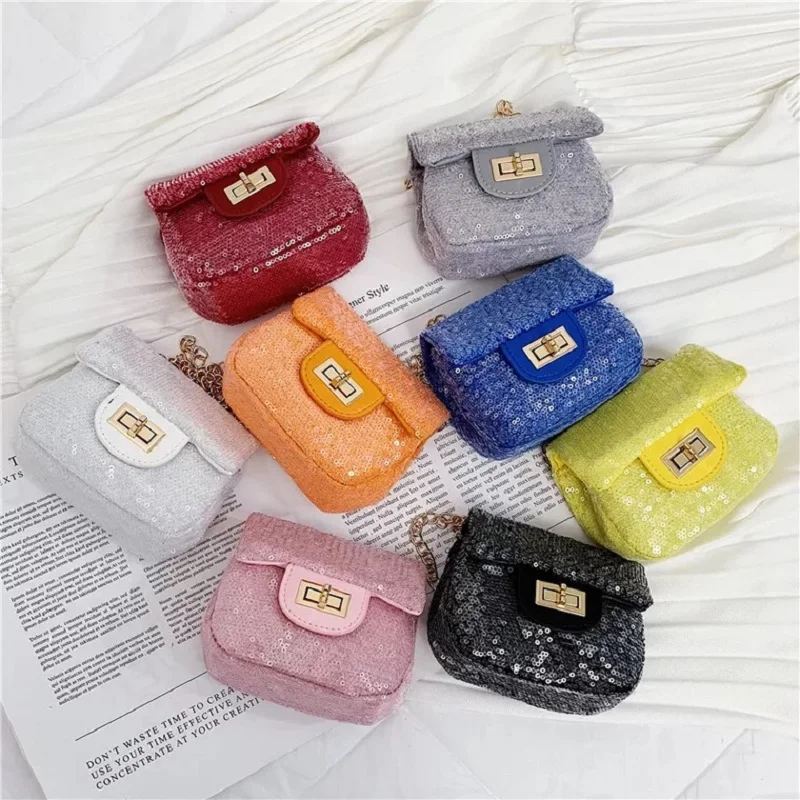 2019 New Girls Glitter Handbag Mini Sequins Messenger Bag Children Flap Crossbody Shoulder Bag Kids Party Handbags Women Purse
2019 New Girls Glitter Handbag Mini Sequins Messenger Bag Children Flap Crossbody Shoulder Bag Kids Party Handbags Women Purse