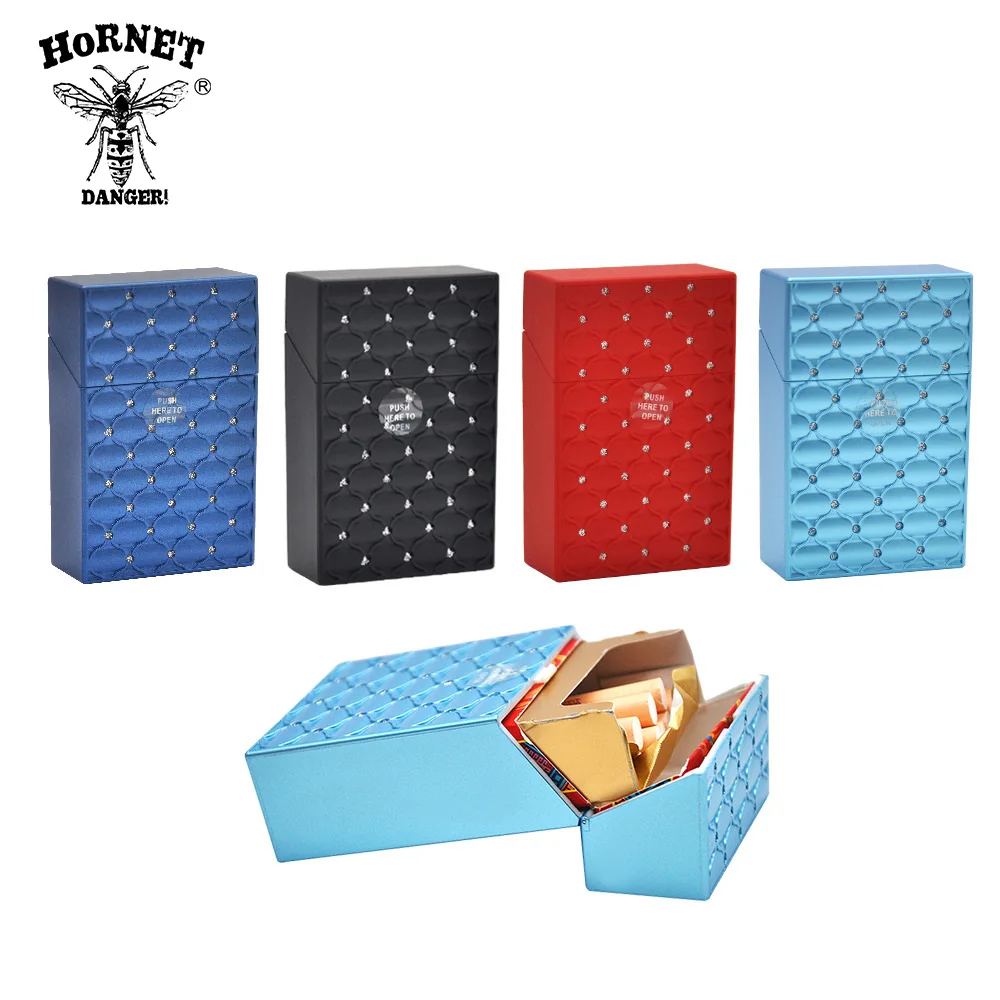 HORNET Fashion Relief Plastic Cigarette Case Cover 87MM*55MM*22MM Regular Cigarettes Case Holder Hard Plastic Tobacco Box
HORNET Fashion Relief Plastic Cigarette Case Cover 87MM*55MM*22MM Regular Cigarettes Case Holder Hard Plastic Tobacco Box