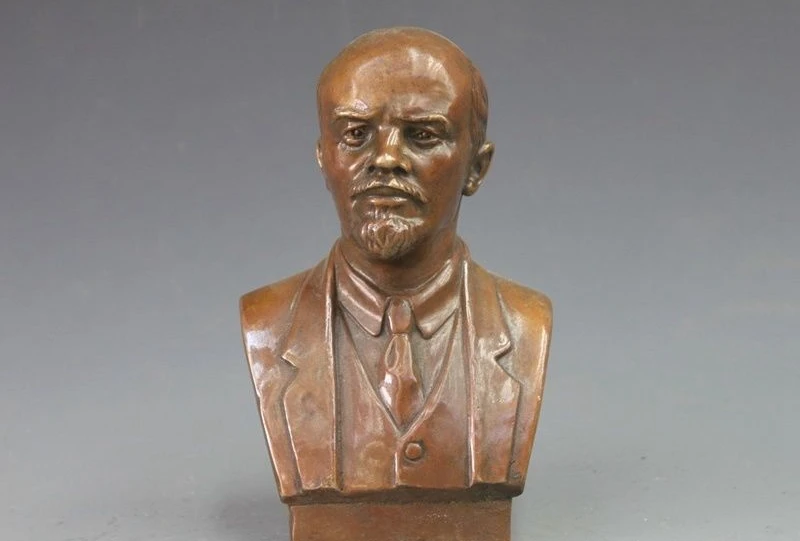 Western Bronze Copper Russia Communist thinkers Vladimir Lenin Art Sculpture a 0518
Western Bronze Copper Russia Communist thinkers Vladimir Lenin Art Sculpture a 0518