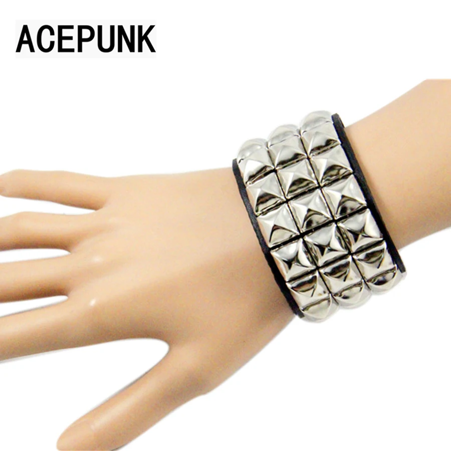 Black Leather Men Women Metal Rivet Punk Buckles Wrist Bracelet Vintage Hand Chain Rock Unisex Bangle Bracelet Men Jewelry
Black Leather Men Women Metal Rivet Punk Buckles Wrist Bracelet Vintage Hand Chain Rock Unisex Bangle Bracelet Men Jewelry