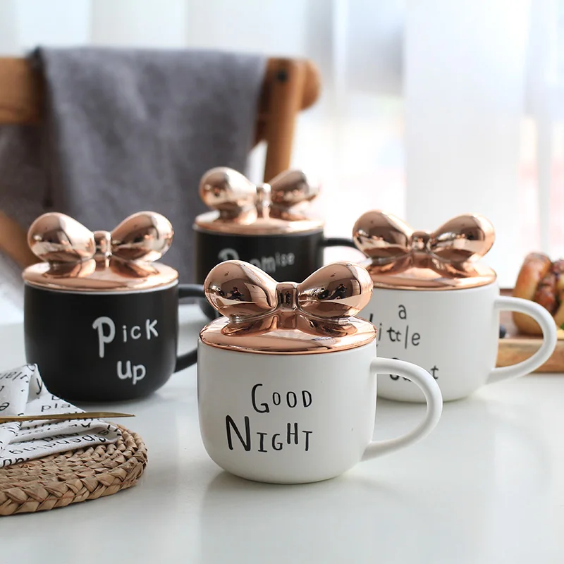Creative 3D Golden Bow Black And White Letter Coffee Mug with Spoon Porcelain Coffee Cups and Mugs for Water Tea Drinking
Creative 3D Golden Bow Black And White Letter Coffee Mug with Spoon Porcelain Coffee Cups and Mugs for Water Tea Drinking