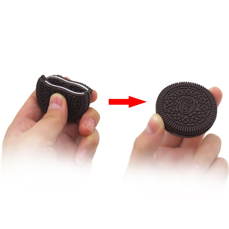 Biscuit Bitten And Restored Magic Tricks Cookies Reduction Close-Up Magic Props Funny Toys for Children Kids
Biscuit Bitten And Restored Magic Tricks Cookies Reduction Close-Up Magic Props Funny Toys for Children Kids