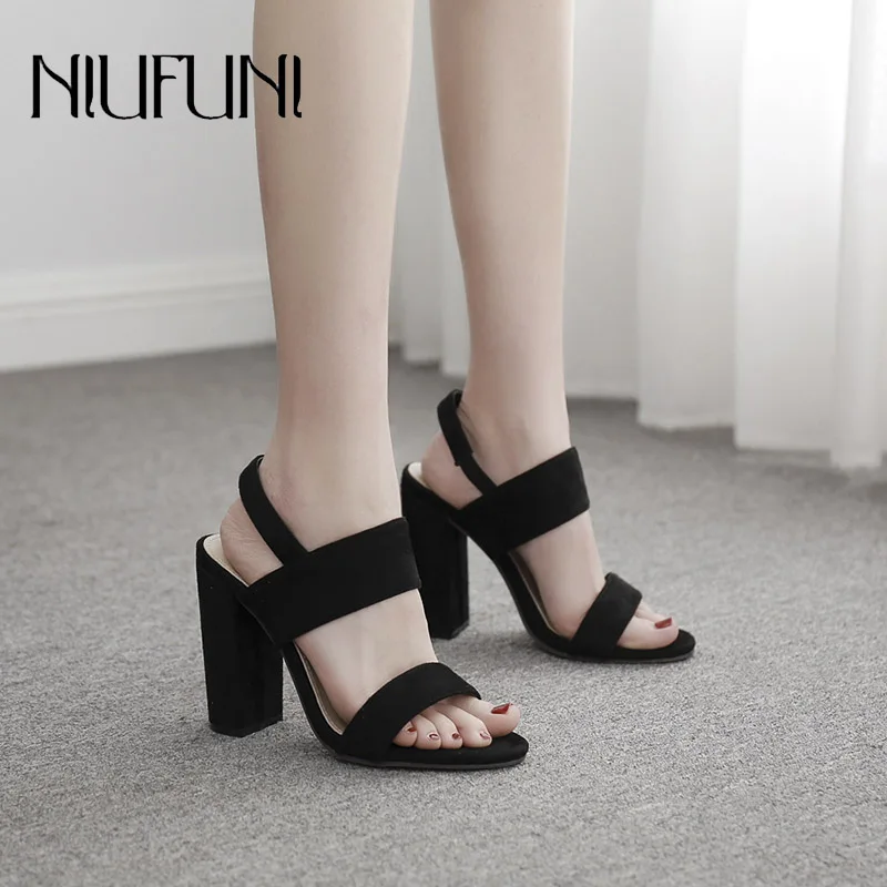 Roman Sandals Female Super High Heels Women's Sandals Thick With 2020 Summer New Solid Black Color Sexy Casual Shoes Ladies
Roman Sandals Female Super High Heels Women's Sandals Thick With 2020 Summer New Solid Black Color Sexy Casual Shoes Ladies