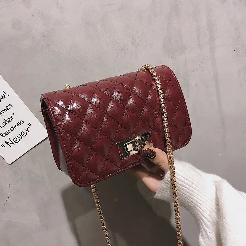 2018 Female Shoulder Bag Chain Sling Crossbody Messenger Bags PU Leather Retro Casual Square Handbags Brand original design
2018 Female Shoulder Bag Chain Sling Crossbody Messenger Bags PU Leather Retro Casual Square Handbags Brand original design