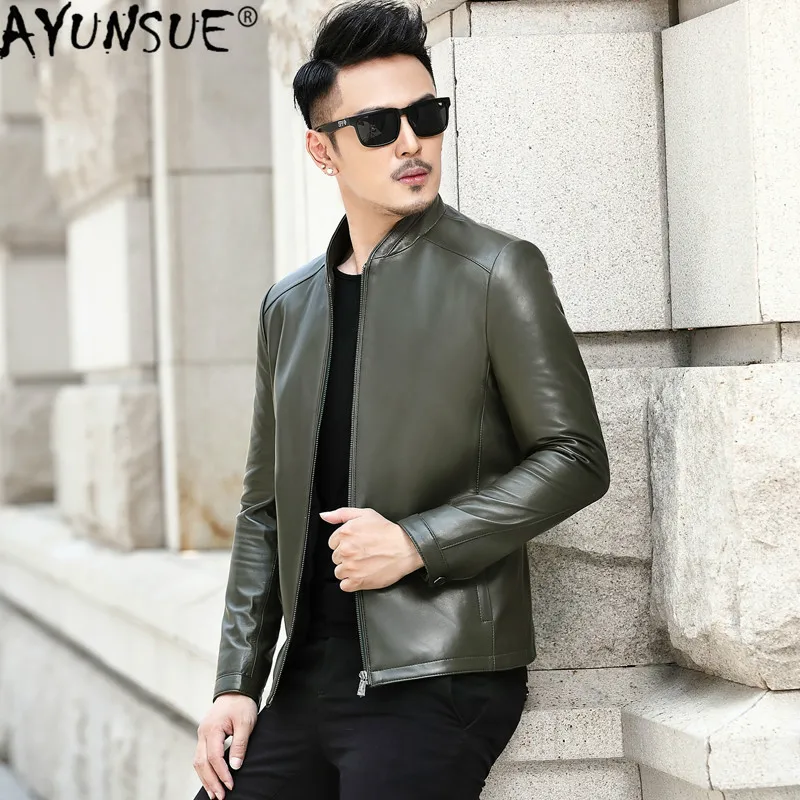 AYUNSUE Genuine Leather Jacket Men Korean Sheepskin Coat for Men Slim Leather Jackets and Coats Chaqueta Cuero Hombre L18-5002
AYUNSUE Genuine Leather Jacket Men Korean Sheepskin Coat for Men Slim Leather Jackets and Coats Chaqueta Cuero Hombre L18-5002