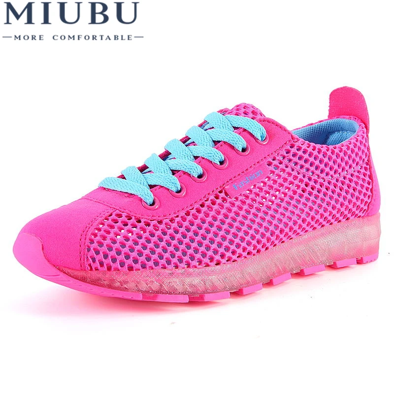 MIUBU Women Shoes 2020 Hot Fashion Breathable Mesh Light Walking Tenis Feminino Casual Shoes Woman Sneakers
MIUBU Women Shoes 2020 Hot Fashion Breathable Mesh Light Walking Tenis Feminino Casual Shoes Woman Sneakers