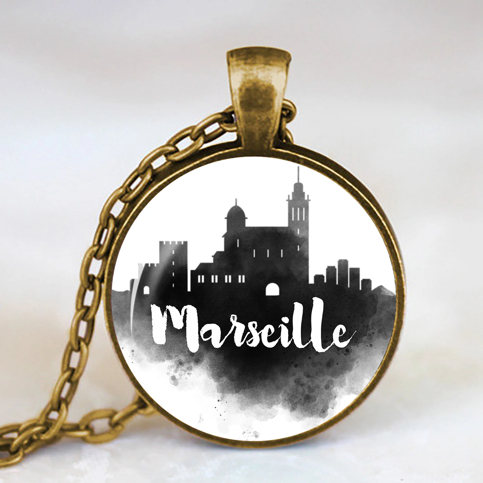 Hot Sale Antique Bronze Glass Pendant Necklace Famous Attractions Picture Necklace Milano Marseille Travel Lover Creative Gift
Hot Sale Antique Bronze Glass Pendant Necklace Famous Attractions Picture Necklace Milano Marseille Travel Lover Creative Gift