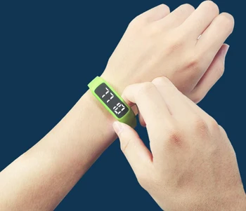 Smart Sport Pedometer Bracelet That Can Detect Sleep Temperature Silent Vibration Alarm His Hand Screen Electronic Waterproof
Smart Sport Pedometer Bracelet That Can Detect Sleep Temperature Silent Vibration Alarm His Hand Screen Electronic Waterproof