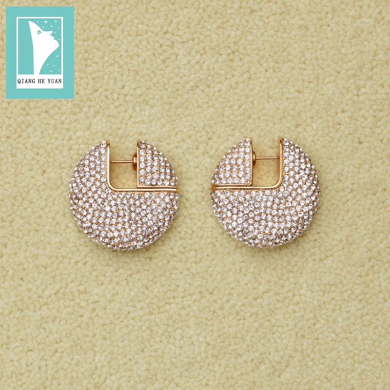 Female Popular Full Rhinestone mooncake Hoop Earrings Kolczyki Kupe Joyas Boucle Ohrringe gouden oorbellen bijuteria feminina
Female Popular Full Rhinestone mooncake Hoop Earrings Kolczyki Kupe Joyas Boucle Ohrringe gouden oorbellen bijuteria feminina