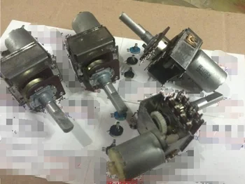 1pcs/lot Stock 148-type tap with a motor dual potentiometer B100K handle length 25MMF small motor 8 feet
1pcs/lot Stock 148-type tap with a motor dual potentiometer B100K handle length 25MMF small motor 8 feet