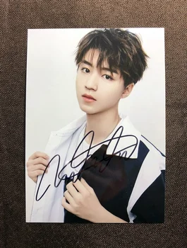 signed TFBOYS Wang Junkai autographed photo 5*7 free shipping 3 versions 012019
signed TFBOYS Wang Junkai autographed photo 5*7 free shipping 3 versions 012019