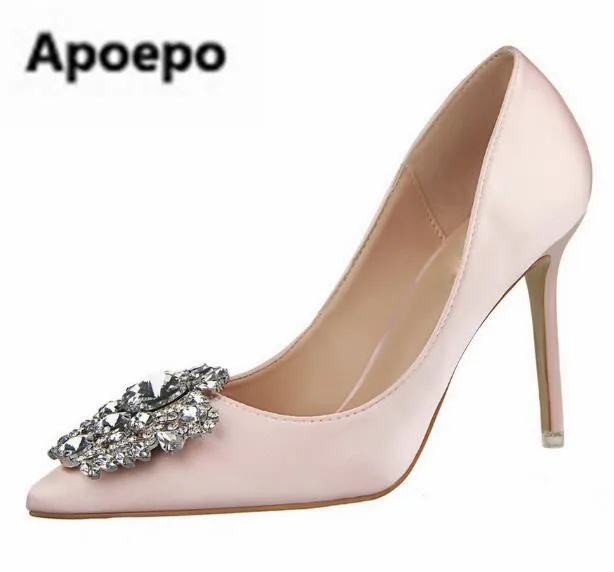 Apoepo brand design white Rhinestone wedding shoes 10 cm sexy high heels pumps shoes women pointed toe crystal stiletto heels
Apoepo brand design white Rhinestone wedding shoes 10 cm sexy high heels pumps shoes women pointed toe crystal stiletto heels
