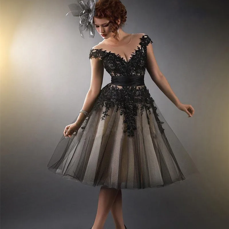 Black Lace Prom Dresses 2019 Cap Sleeve Champagne Sexy A Line Knee-length Special Occasion Forma Women Gown Evening Party Dress
Black Lace Prom Dresses 2019 Cap Sleeve Champagne Sexy A Line Knee-length Special Occasion Forma Women Gown Evening Party Dress