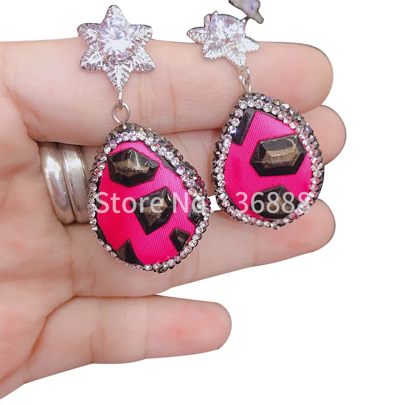 European and American retro and simple personality genuine leather earrings fashionable temperament joker earrings jewelry
European and American retro and simple personality genuine leather earrings fashionable temperament joker earrings jewelry