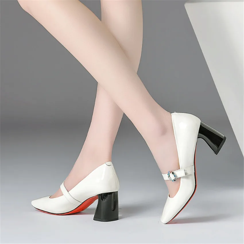 ZOUDKY 2018 new style square female coarse and shallow cow skin lacquer high heel fashion casual 00002
ZOUDKY 2018 new style square female coarse and shallow cow skin lacquer high heel fashion casual 00002