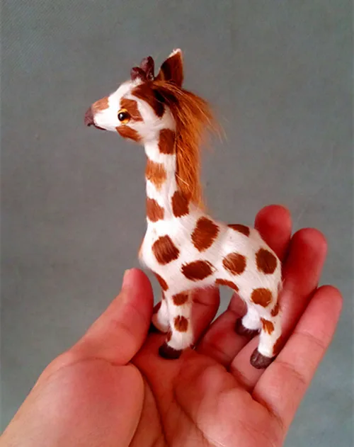small cute simulaiton giraffe toy polyethylene&furs giraffe model gift about high 10cm
small cute simulaiton giraffe toy polyethylene&furs giraffe model gift about high 10cm