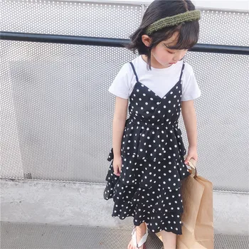 2PCS WLG girls summer clothing set kids girl whit t shirt and black dot printed strap dress set children clothes
2PCS WLG girls summer clothing set kids girl whit t shirt and black dot printed strap dress set children clothes
