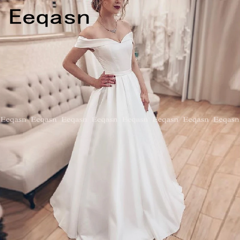 2019 Satin A-line Wedding Dress Open Back Off the Shoulder Simple Cheap Floor Length Corset Bridal Gowns robe mariage
2019 Satin A-line Wedding Dress Open Back Off the Shoulder Simple Cheap Floor Length Corset Bridal Gowns robe mariage