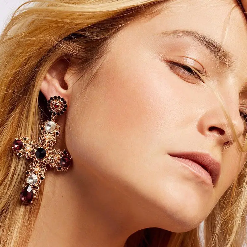 New Arrival Vintage Rhinestone Crystal Cross Earrings for Women Purple Blue Baroque Bohemian Large Long Earrings Jewelry Brincos
New Arrival Vintage Rhinestone Crystal Cross Earrings for Women Purple Blue Baroque Bohemian Large Long Earrings Jewelry Brincos