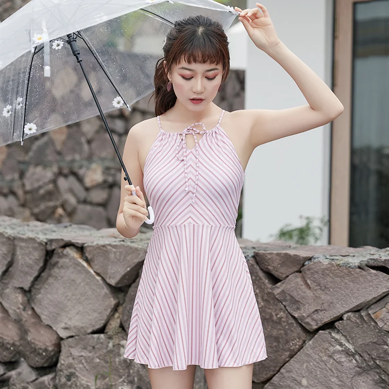 female conjoined conservative red stripe small pure and fresh and belly show thin bubble hot spring students swimsuit
female conjoined conservative red stripe small pure and fresh and belly show thin bubble hot spring students swimsuit