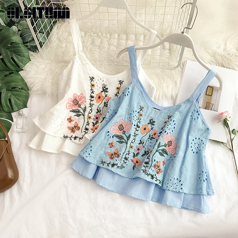 Boho Embroidery Tank Tops Women Summer 2019 V-neck Halter Double Ruffled Short Camisole Female Tops
Boho Embroidery Tank Tops Women Summer 2019 V-neck Halter Double Ruffled Short Camisole Female Tops