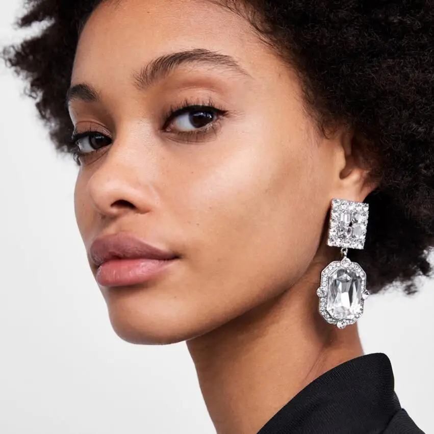 2019 ZA Crystal Earrings for Women silver clear Statement Glass Female Party Jewelry
2019 ZA Crystal Earrings for Women silver clear Statement Glass Female Party Jewelry