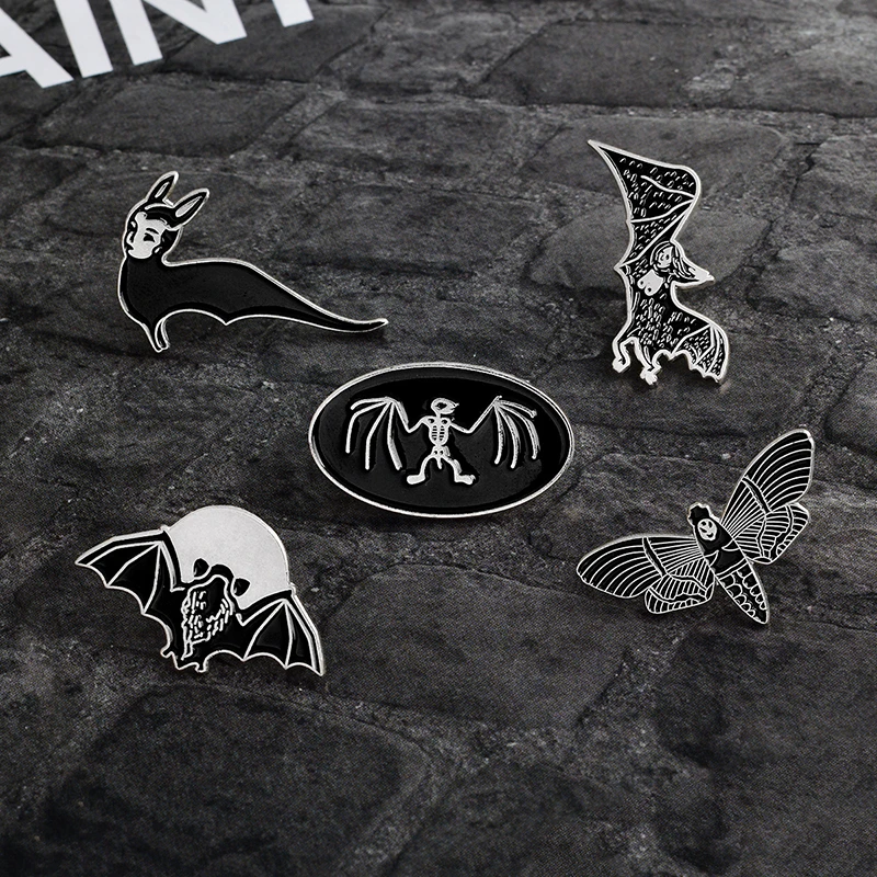 Cartoon Animal Punk Gothic Bats Bee Enamel pins Dark Skeleton Brooch Denim jacket Shirt Lapel Pin Button Badge for Women Men Kid
Cartoon Animal Punk Gothic Bats Bee Enamel pins Dark Skeleton Brooch Denim jacket Shirt Lapel Pin Button Badge for Women Men Kid