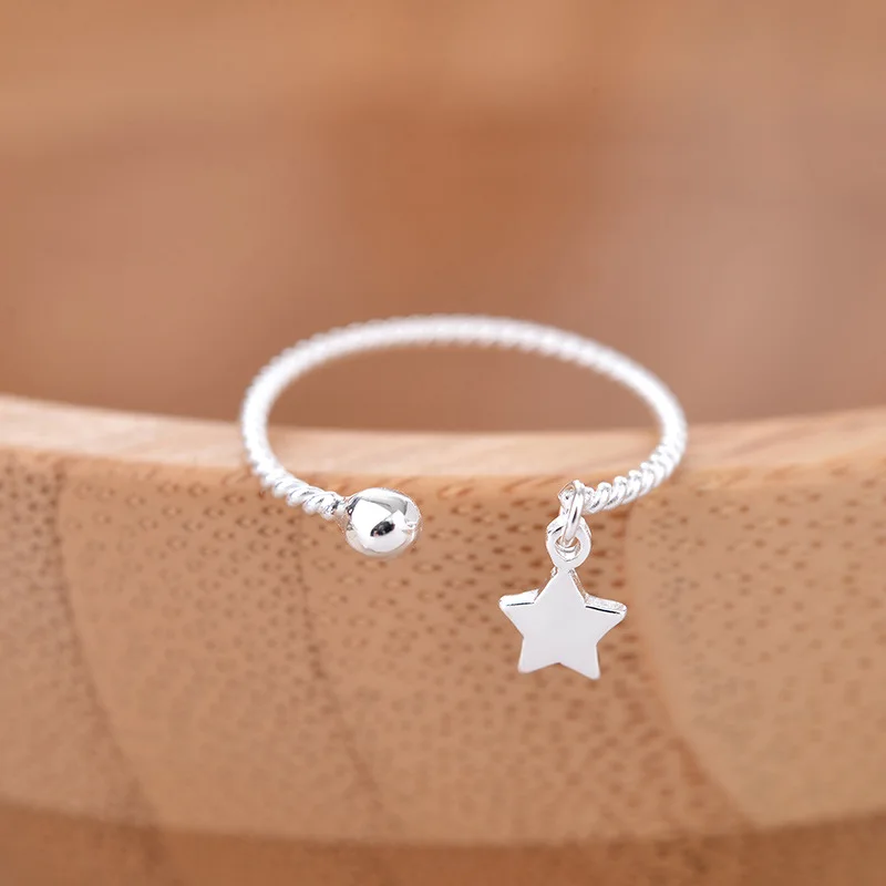 Surou Korean Version Female Star Opening Ring Fashion Twist Ring Tail Simple New Style Bijouterie Boho
Surou Korean Version Female Star Opening Ring Fashion Twist Ring Tail Simple New Style Bijouterie Boho