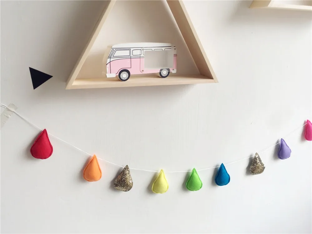 8943623367_534803438