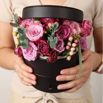 Double Layer Leather Round Drawer Flower Box Bouquet Arrangement Box Rose Gift Packaging Boxes Anniversary Wedding Decor
Double Layer Leather Round Drawer Flower Box Bouquet Arrangement Box Rose Gift Packaging Boxes Anniversary Wedding Decor