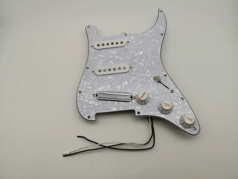 SSS Alnico Single coil Pickups Pickguard Wiring Harness bridge Pickups With Push Pull Function Suitable for Stratocaster Guitar
SSS Alnico Single coil Pickups Pickguard Wiring Harness bridge Pickups With Push Pull Function Suitable for Stratocaster Guitar