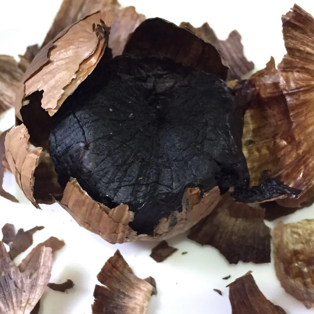 black-garlic-1000-02