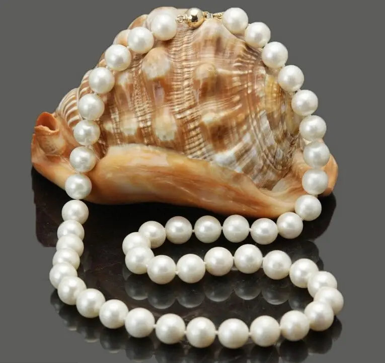 FREE SHIPPING HOT sell new Style >>>>very charming 9-10mm white natural pearl Akoya necklace 18" yellow clasp
FREE SHIPPING HOT sell new Style >>>>very charming 9-10mm white natural pearl Akoya necklace 18" yellow clasp