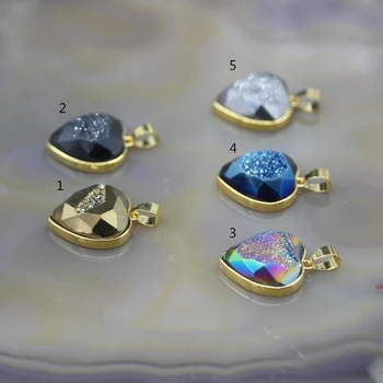 5Pcs/lot,Heart-Shaped Pendants Mystic Titanium Druzy Geode,Gold Edges Raw Agates Drusy Faceted Slab Nugget Charms Jewelry
5Pcs/lot,Heart-Shaped Pendants Mystic Titanium Druzy Geode,Gold Edges Raw Agates Drusy Faceted Slab Nugget Charms Jewelry